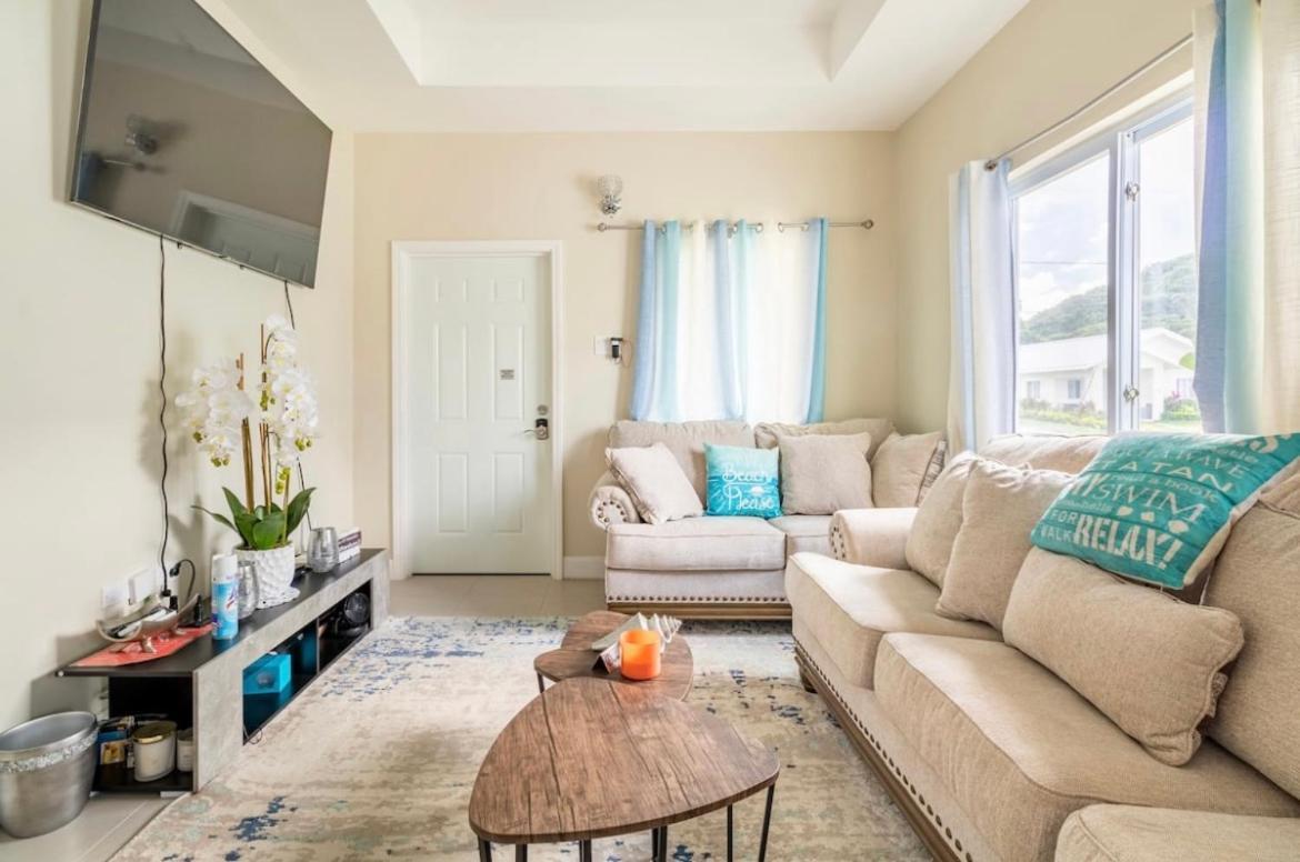 Natty'S Cozy Beach House In Hanover Jamaica Lucea Ngoại thất bức ảnh